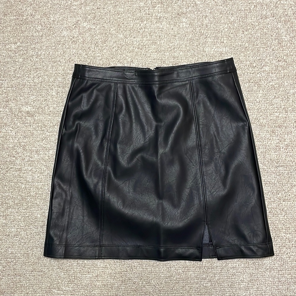Faux Leather Skirt with Zipper